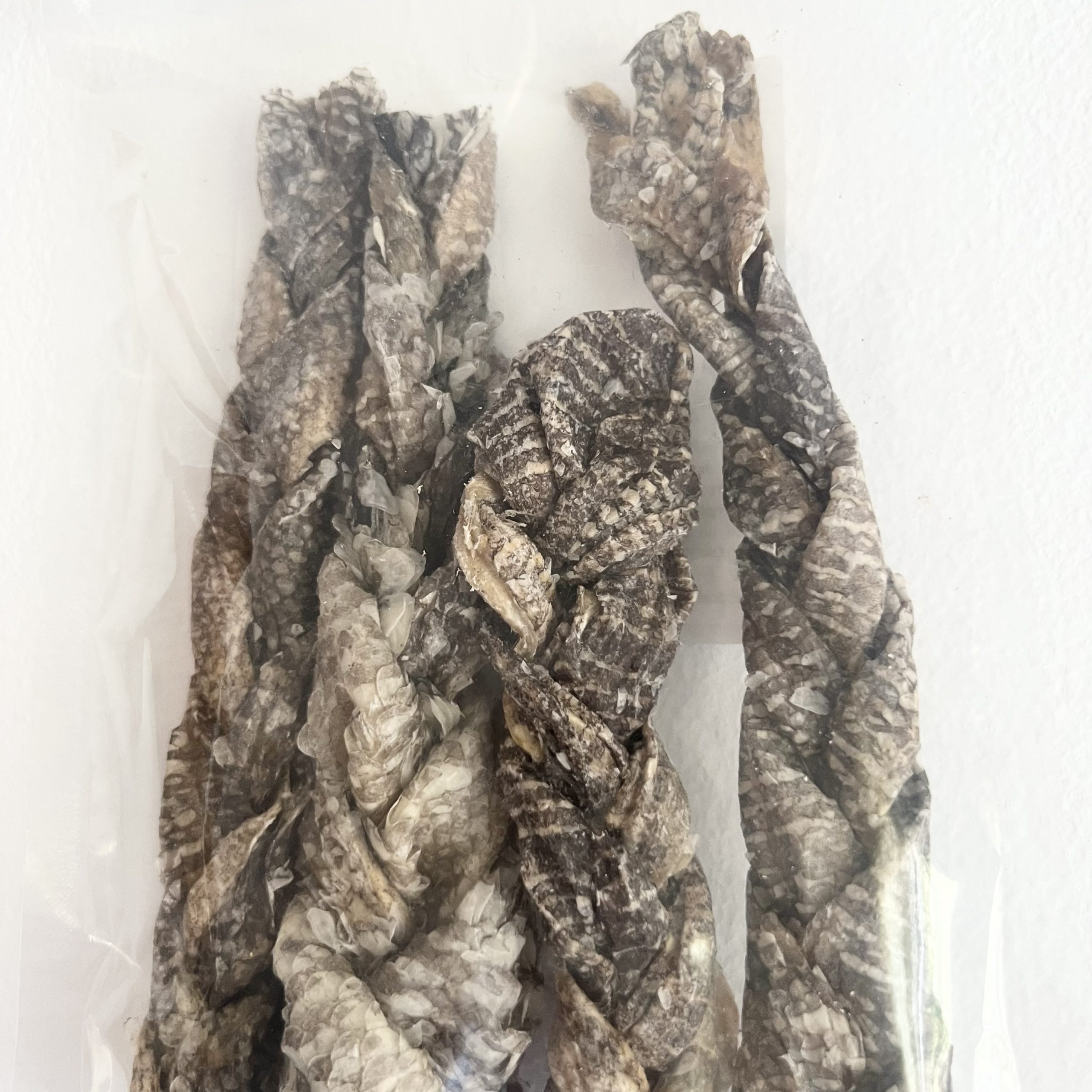 Trenzas de Piel de Bacalao - 70g - Imagen 4